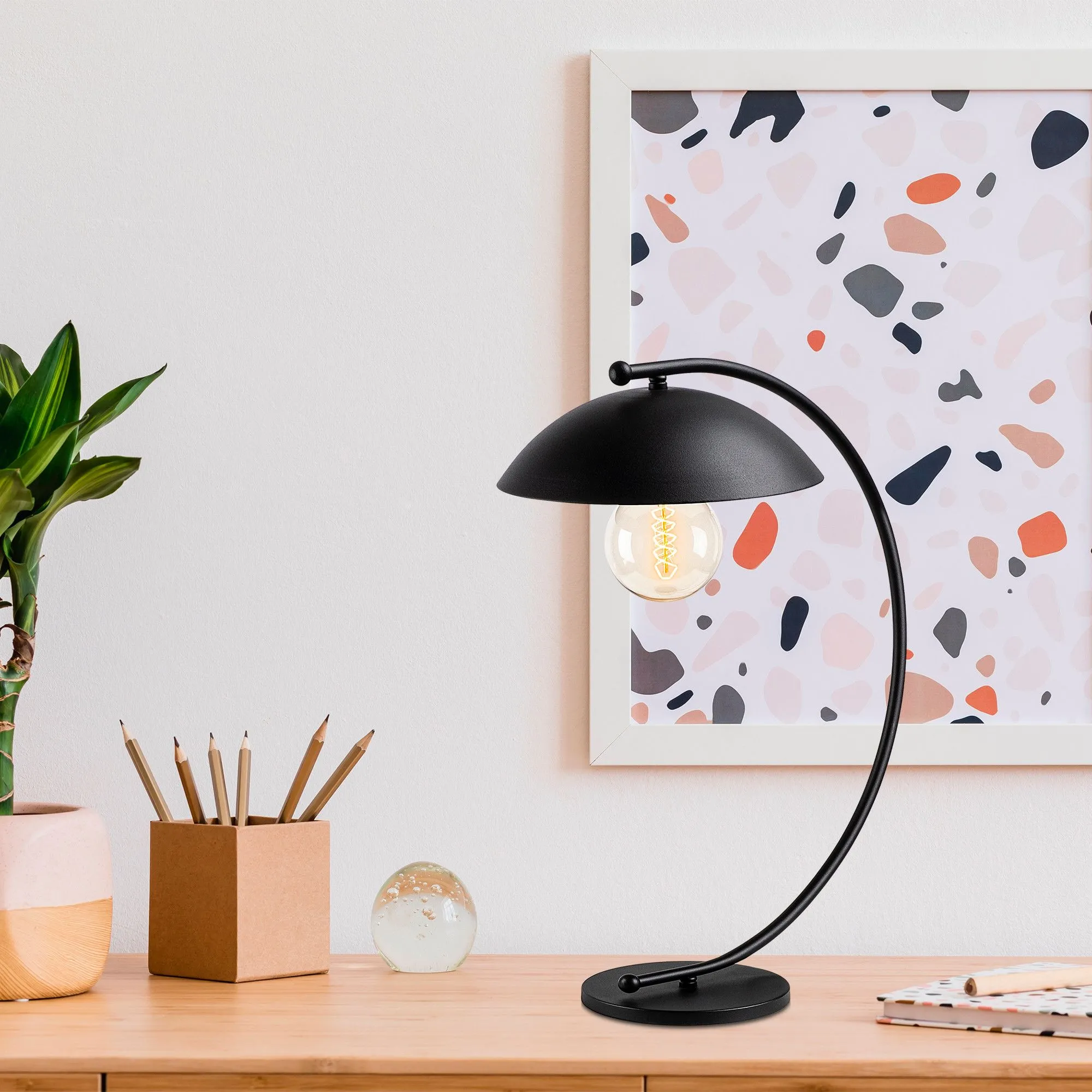 Sıvani Lampe de table | CORPS EN MÉTAL | Noir