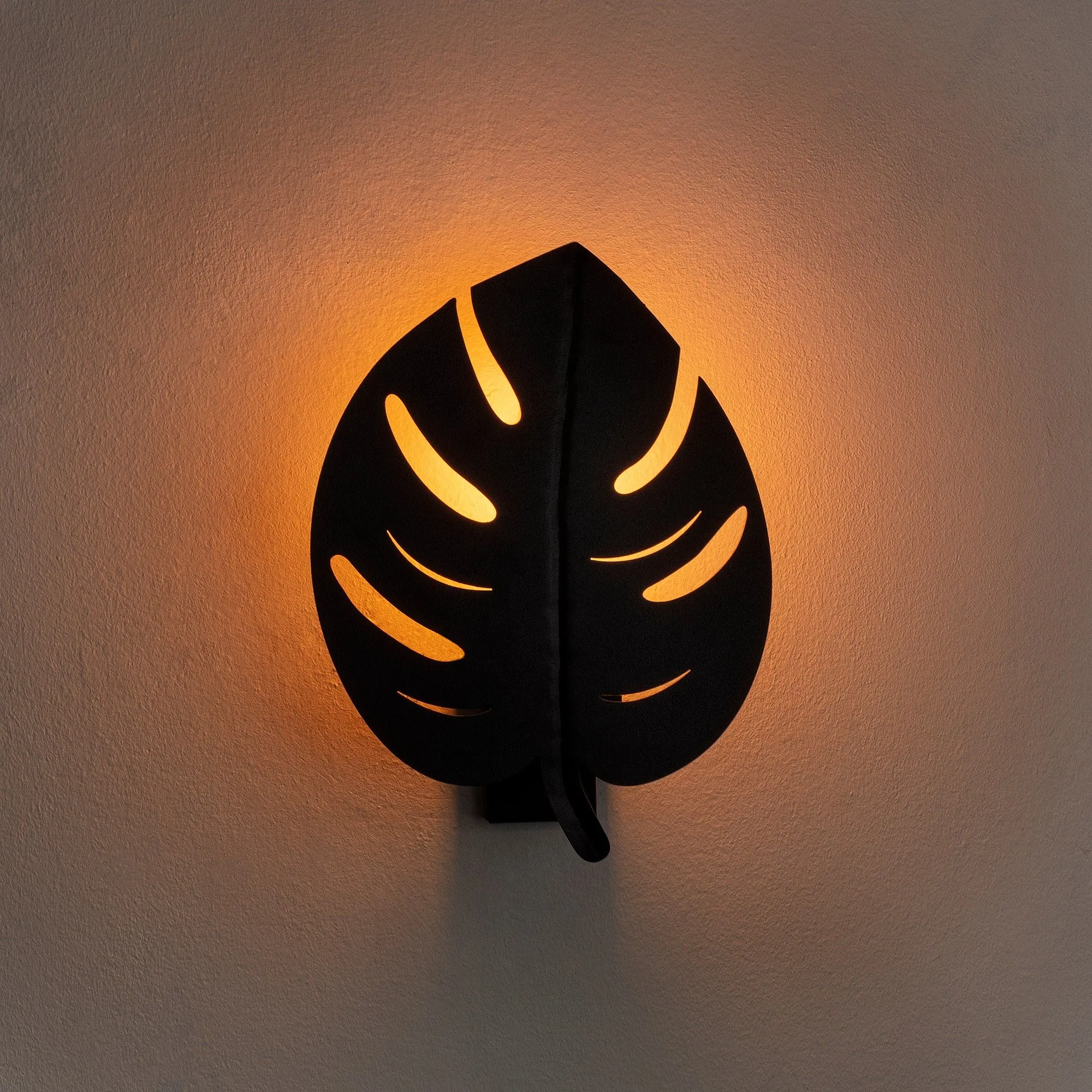 Nitid Wall Lamp | 21x12cm | 28cm Height | E27 Max 40W | IP20 | Black