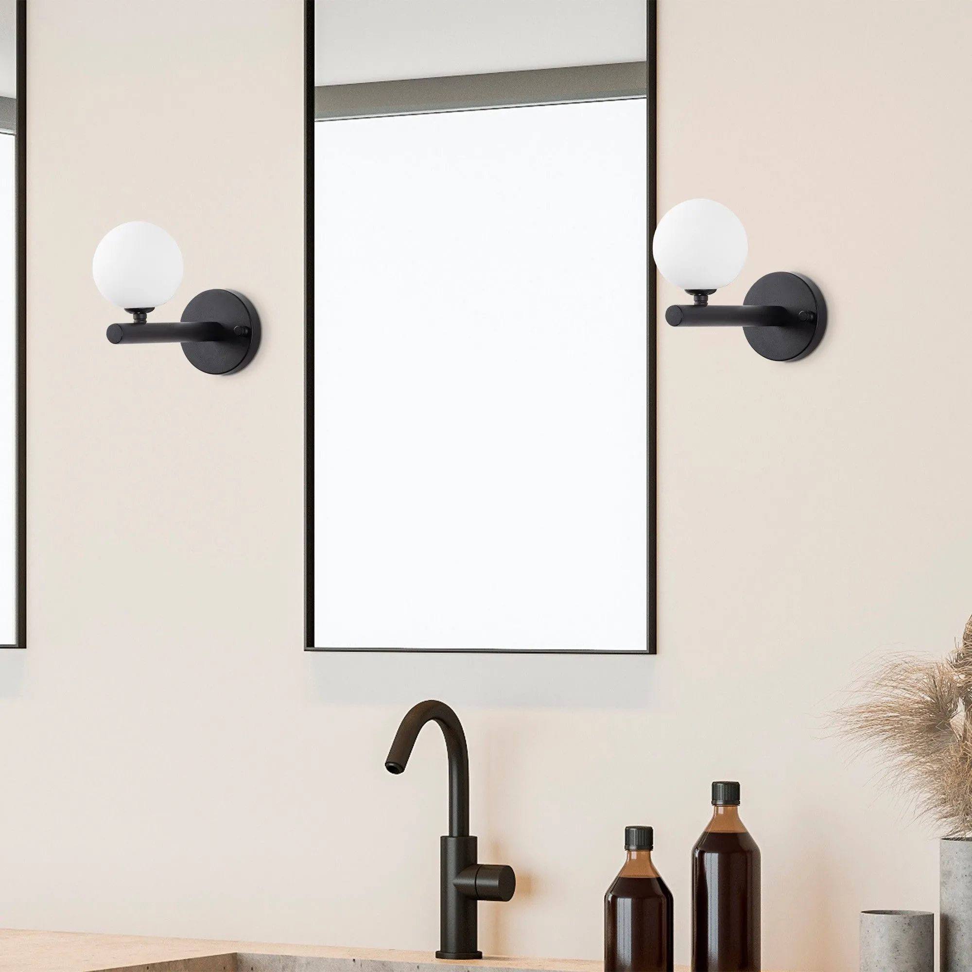 Lampe murale Fulgor | Corps en métal | Bouchon en verre | 10 x 22 x 17 cm