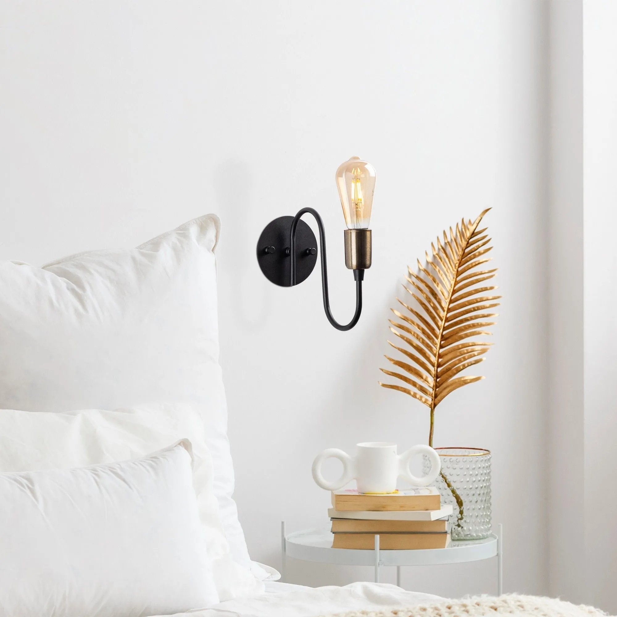 Firat Applique | CORPS EN MÉTAL | Noir, style antique