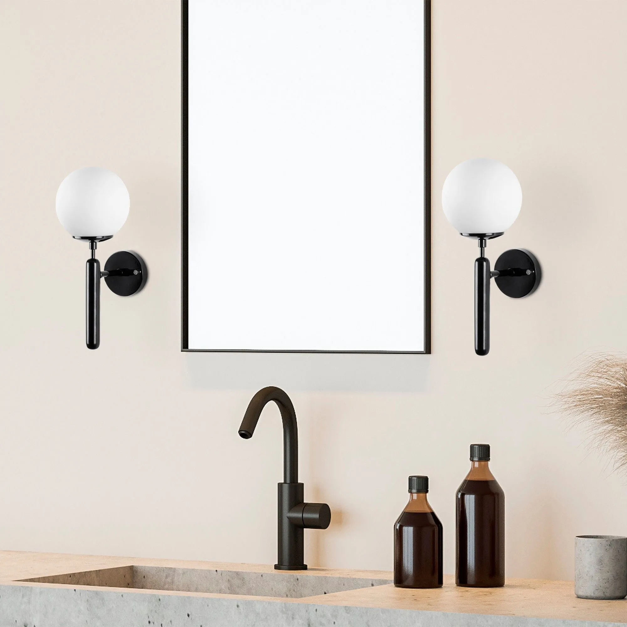 Fulgor Wall Lamp | Corps en métal | Bouchon en verre | 15 x 20 x 40 cm | Noir Blanc