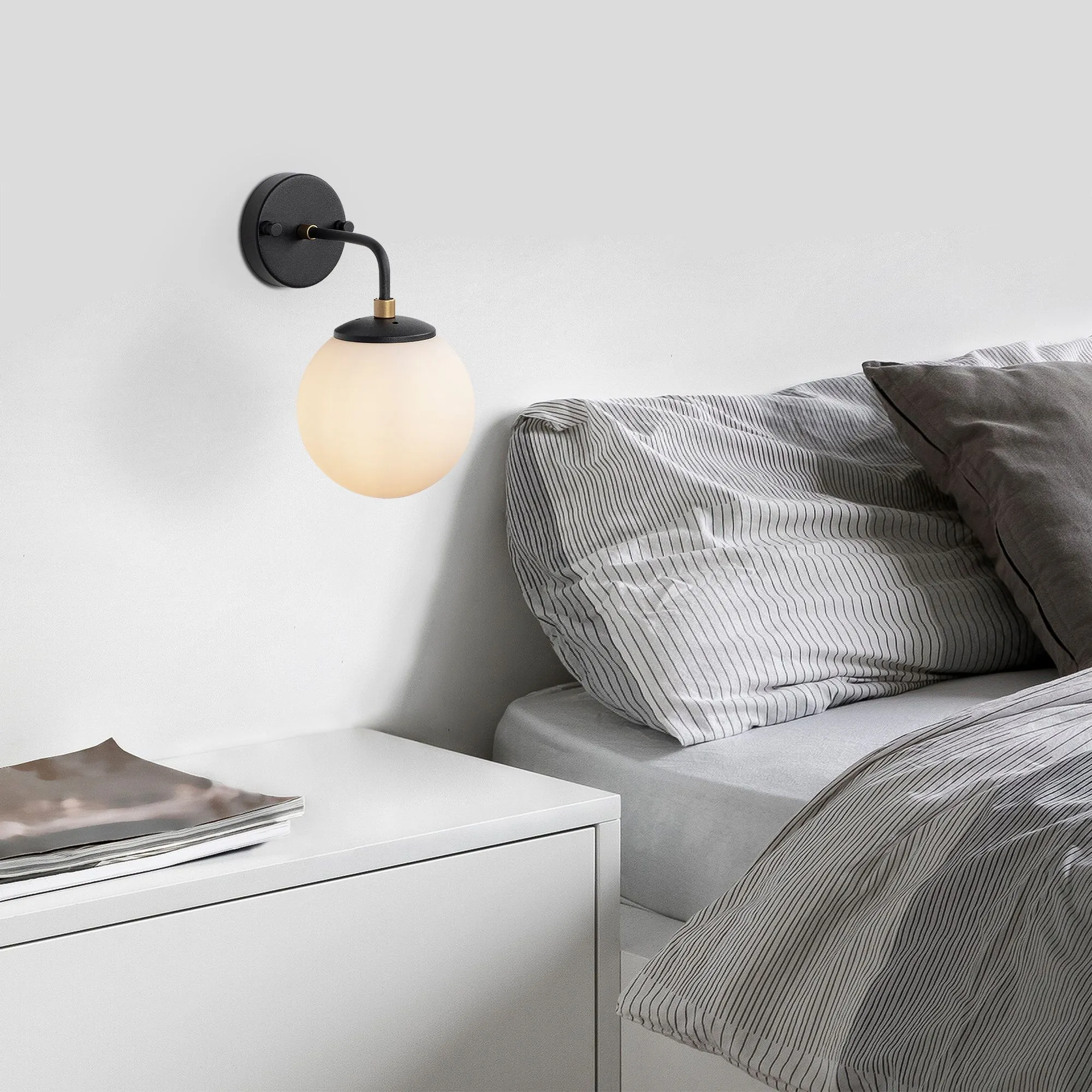 Horn Applique | CORPS EN MÉTAL | Noir, Antique, Crème