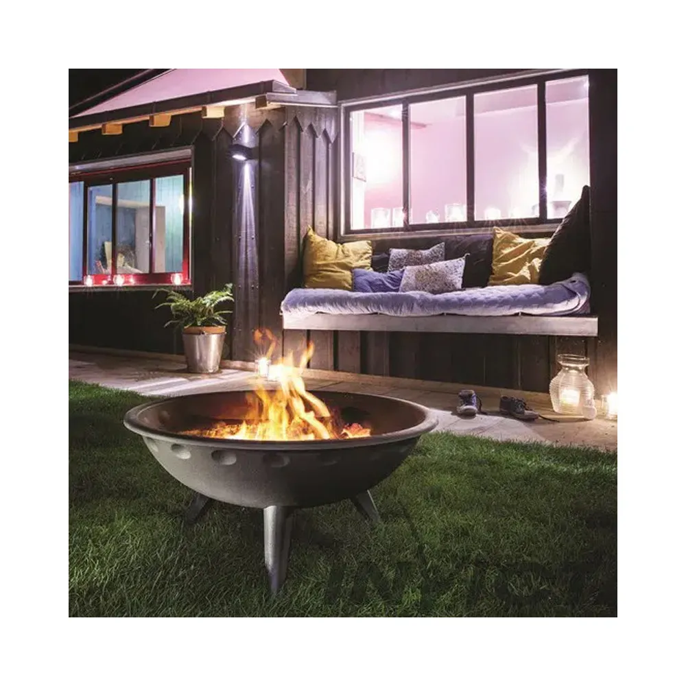 Braséro noir INVICTA en fonte Iowa