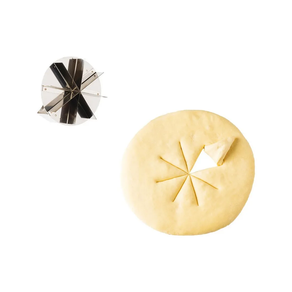 Découpoir MATFER brioche couronne en inox 11x7.7cm