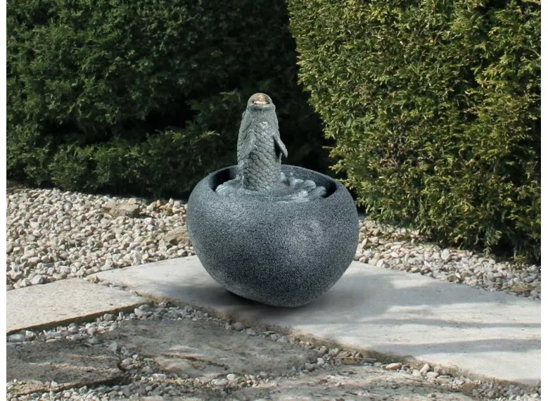 Fontaine extérieure bassin effet pierre et poisson avec LED - Jardideco