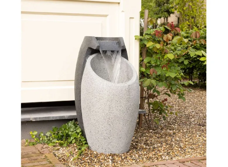 Fontaine ovale lumineuse à Led