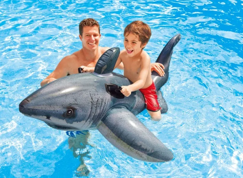 Requin blanc gonflable à chevaucher - Intex