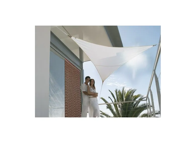 Voile d'ombrage triangulaire SERENITY - 5 x 5 x 5 m - Jardiline