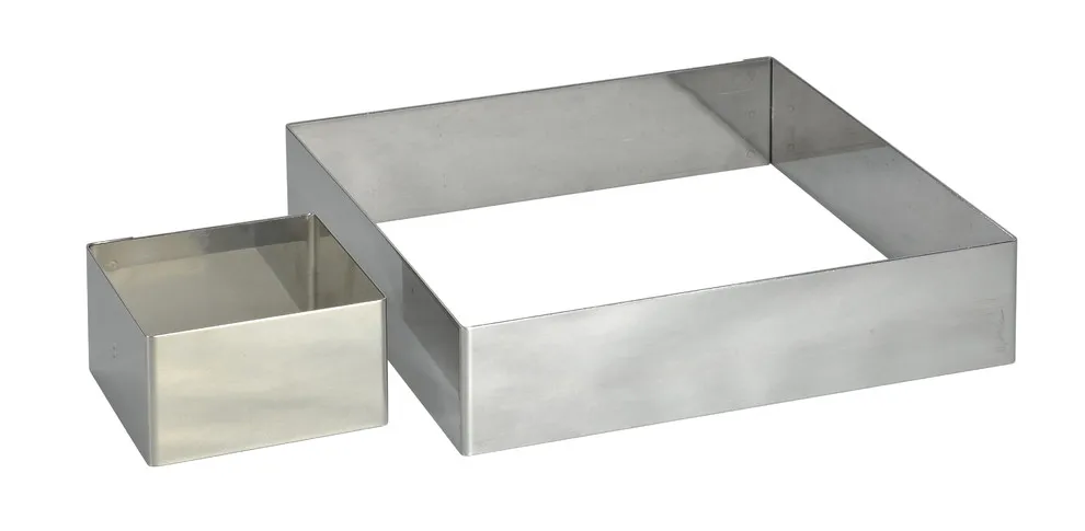 Cercle à entremets carré en inox H. 4,5 cm - L. 12 cm